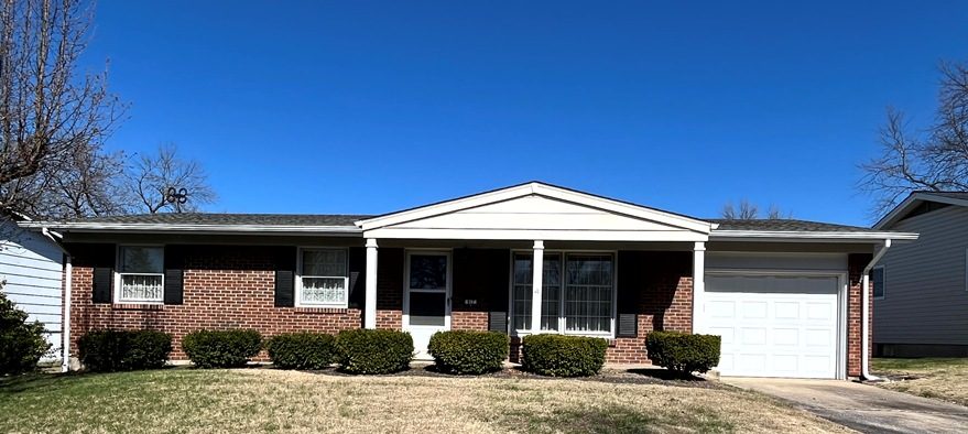Read more about the article OPEN HOUSE Robert F. Heckmann Real Estate Auction – 2 Homes 🗓